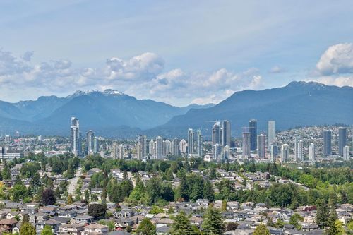 2001-5645 Barker Ave, Burnaby, BC, V5H3Z5 | Card Image