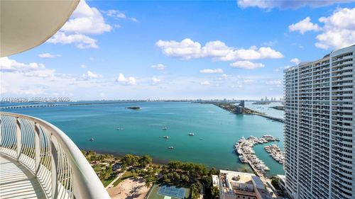 apt-3102-1750 N Bayshore Dr, Miami, FL, 33132-3212 | Card Image