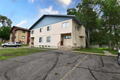 1116 7th Ave S, Saint Cloud, MN, 56301-2561 | Card Image