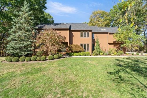 3 Partridge Ct, Sewickley, PA, 15143-8360 | Card Image