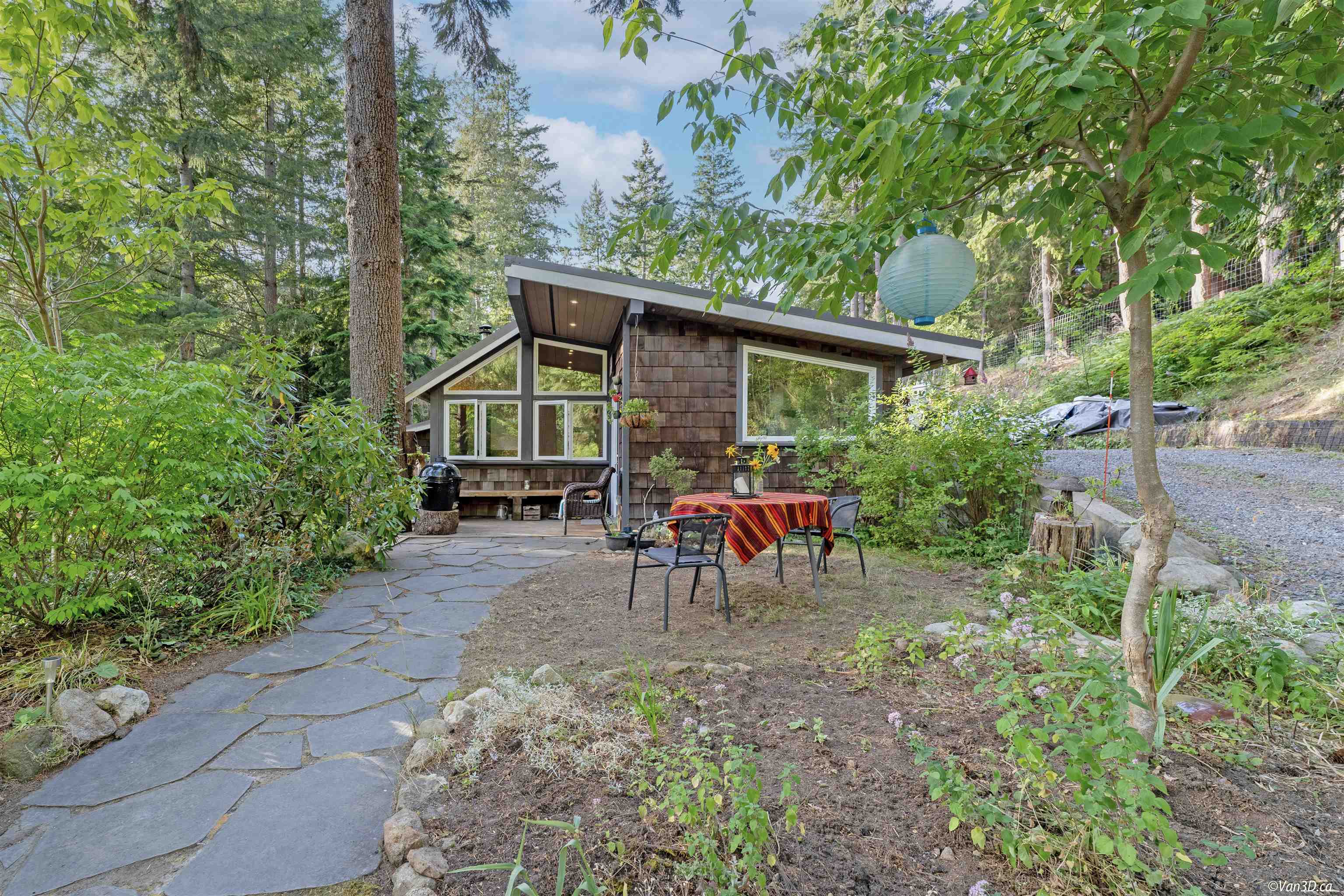 731 Grafton Road, House other with 3 bedrooms, 2 bathrooms and 5 parking in Bowen Island BC | Image 36