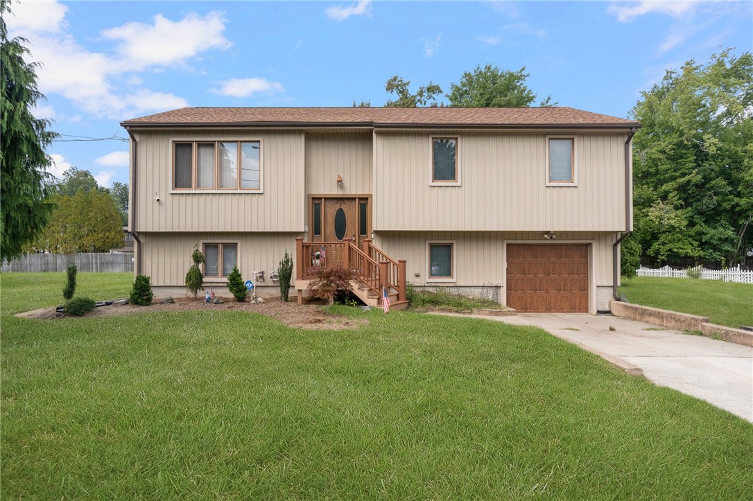 Barbato Dr, Johnston, RI 02919
