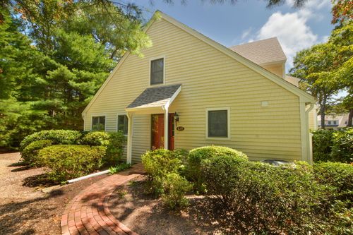 l-77 Shellback Way, Mashpee, MA, 02649 | Card Image