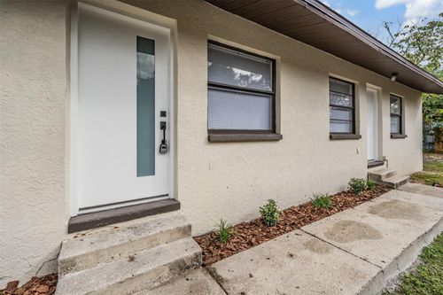 8317 N Marks St, Tampa, FL, 33604-3433 | Card Image
