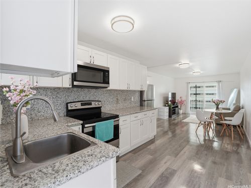 403-3095 Ala Ilima St, Honolulu, HI, 96818-2774 | Card Image