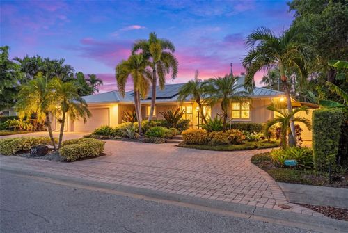 903 20th Ave W, Palmetto, FL, 34221-4270 | Card Image