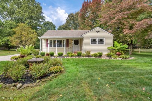 5247 Lockwood Rd, Madison, OH, 44057-2312 | Card Image