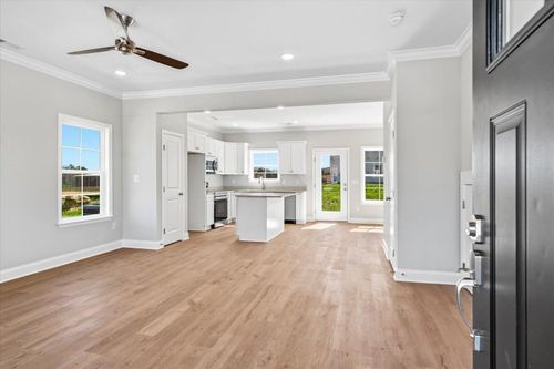 140 Andros Dr, DALTON, GA, 30721-1649 | Card Image