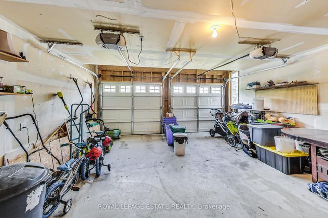 955 Coyston Dr, House other with 5 bedrooms, 5 bathrooms and 4 parking in Oshawa ON | Image 39