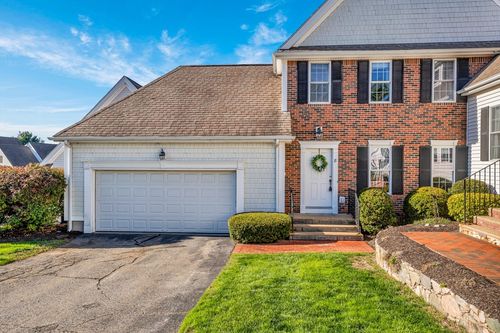 8 Turtlebrook Way, Medfield, MA, 02052-1572 | Card Image