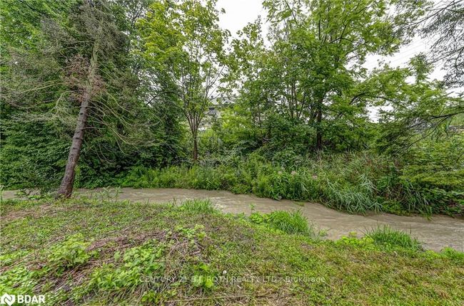 9 Sunnidale Rd, Home with 4 bedrooms, 2 bathrooms and 6 parking in Barrie ON | Image 7