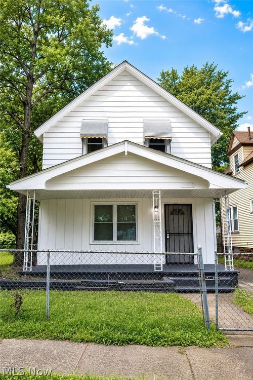 7410 Neville Ave, Cleveland, OH, 44102-5156 | Card Image
