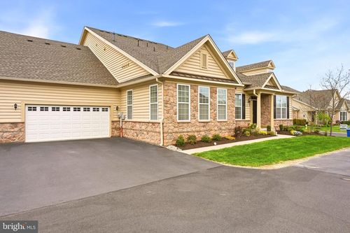 1190 Webb Dr, PERKASIE, PA, 18944-4443 | Card Image