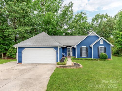 10736 Spruce Mountain Rd, Charlotte, NC, 28214-8626 | Card Image