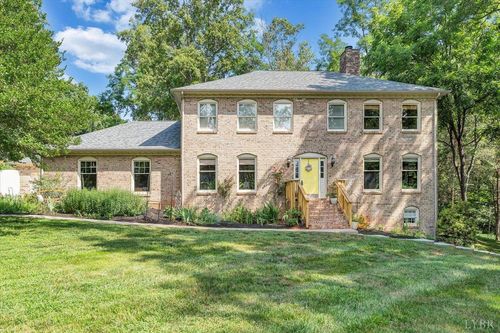 209 Quail Ridge Dr, Forest, VA, 24551-1019 | Card Image