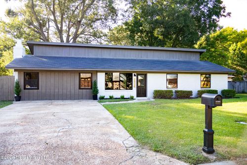 3232 Stark Dr, Pearl, MS, 39208-2819 | Card Image