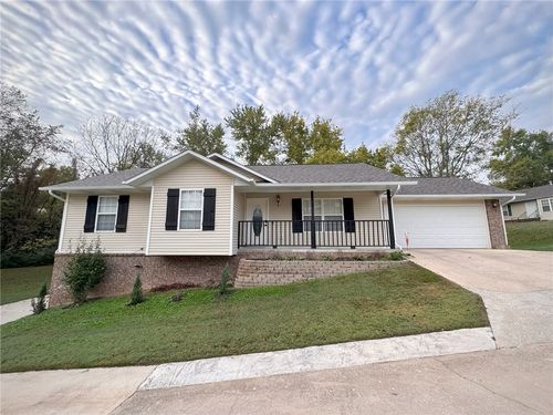 808 Parkview Dr, Harrison, AR, 72601-6181 | Card Image