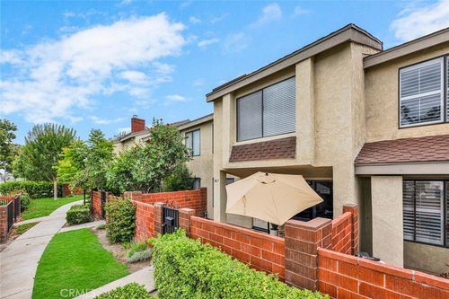 827 W Orangewood Ave, Anaheim, CA, 92802-4007 | Card Image