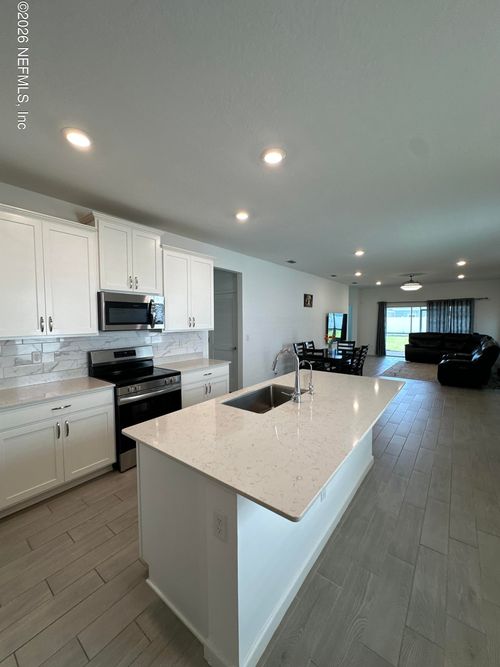 4002 Haydon Burns Pl, Jacksonville, FL, 32217-3713 | Card Image