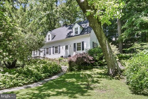 890 Paxon Hollow Rd, MEDIA, PA, 19063-1003 | Card Image