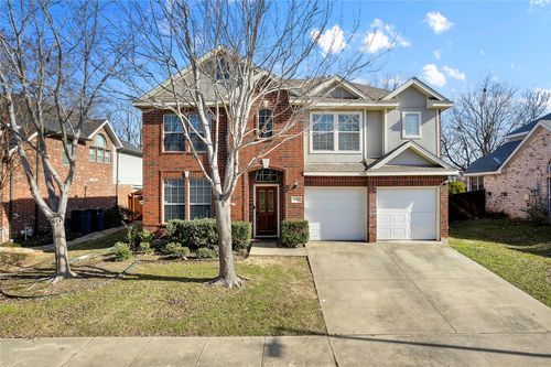 2202 Autumn Trl, Garland, TX, 75040-8938 | Card Image