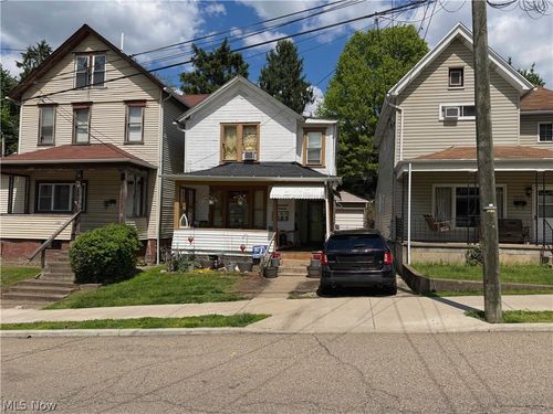1013 Bradshaw Ave, East Liverpool, OH, 43920-3314 | Card Image