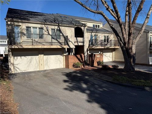 apt-d-711 S Marshall St, Winston-Salem, NC, 27101-5849 | Card Image