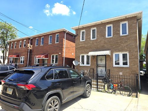 c-2604 S Emerald Ave, Chicago, IL, 60616-2525 | Card Image
