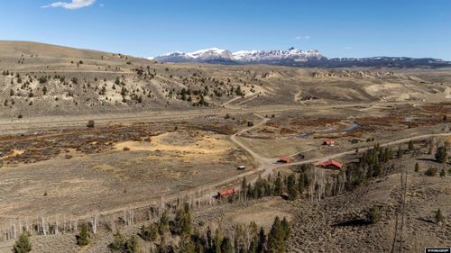 29 Stucki Weg Dr, Dubois, WY, 82513-8932 | Card Image