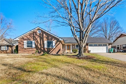 905 N Cardinal Dr, Rogers, AR, 72756-1920 | Card Image