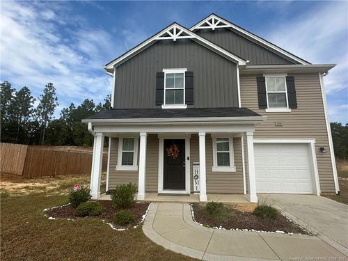 910 Sapphire Stone Ln, Hope Mills, NC, 28348-4301 | Card Image