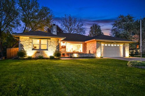 4260 Menomonee River Parkway, Wauwatosa, WI, 53222 | Card Image