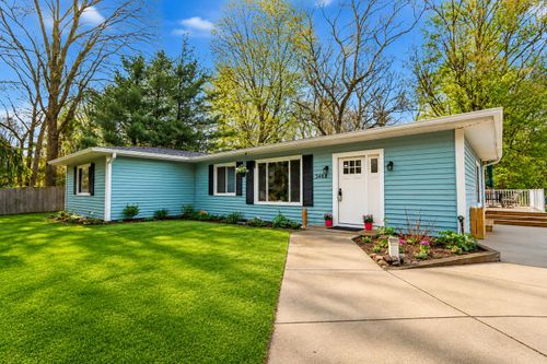 3488 N Vankal St, Kalamazoo, MI, 49009-8550 | Card Image