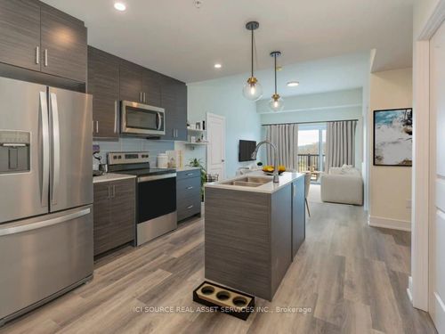 410-121 Mary St, Creemore, ON, L0M1G0 | Card Image