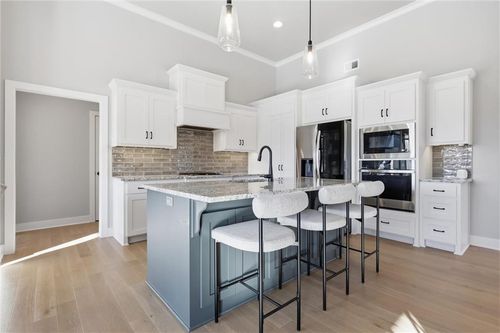 15449 W 173rd St, Olathe, KS, 66062 | Card Image