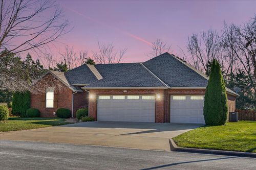 1922 N Pavilion Pl, Strafford, MO, 65757-7562 | Card Image