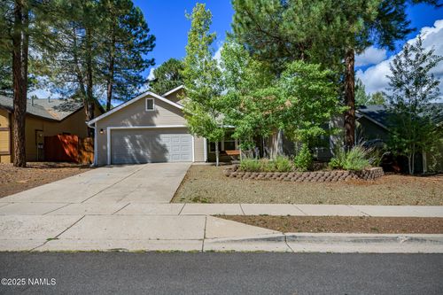 912 W Lil Ben Trl, Flagstaff, AZ, 86005-7027 | Card Image