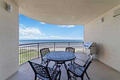 tw1004-801 E Beach Dr, Galveston, TX, 77550-3364 | Card Image