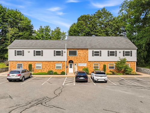37 Pierce St, Northborough, MA, 01532-1935 | Card Image