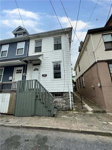 Pine St, Easton, PA 18042
