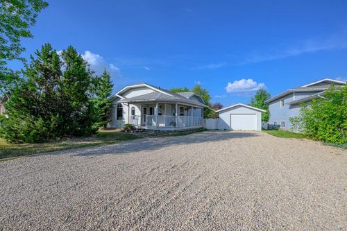 7905 Mission Heights Drive, Grande Prairie, AB, T8W1Z1 | Card Image