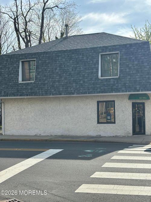 274 Main St, Keansburg, NJ, 07734-2018 | Card Image