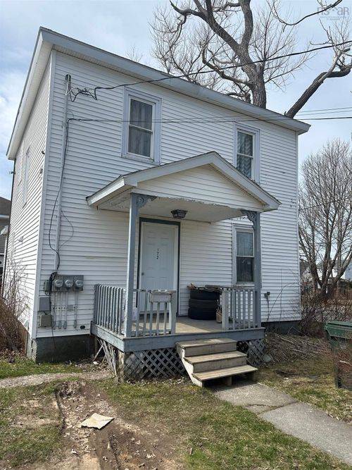 172 Ashby Rd, Sydney, NS, B1P2S6 | Card Image