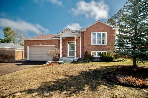 1007 Butler Blvd, Petawawa, ON, K8H0C2 | Card Image