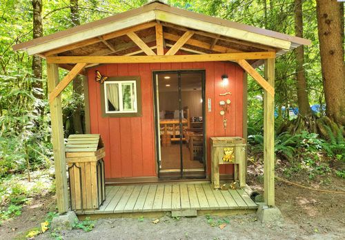 cabin-escape-110 Cedar Grove Road, Randle, WA, 98377 | Card Image