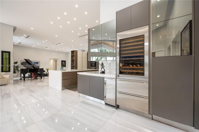 3425 Saddlebrook Ln, House other with 5 bedrooms, 6 bathrooms and null parking in Weston FL | Image 14