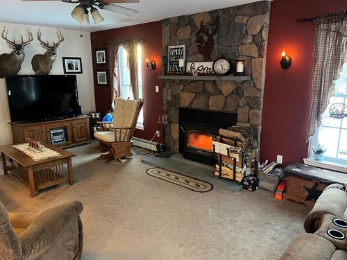 61 Cara Ct, Hurleyville, NY, 12747-5121 | Card Image