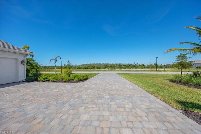 18789 Wildblue Blvd, House other with 4 bedrooms, 3 bathrooms and 3 parking in FORT MYERS FL | Image 4