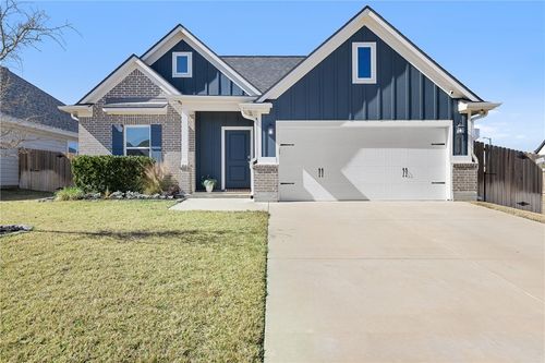 1913 Cambria Dr, Bryan, TX, 77807-1530 | Card Image