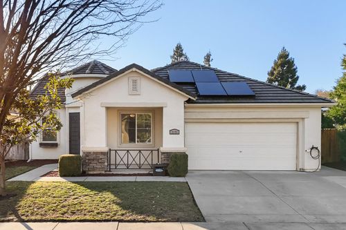 2376 Arizona Way, Yuba City, CA, 95991-8472 | Card Image